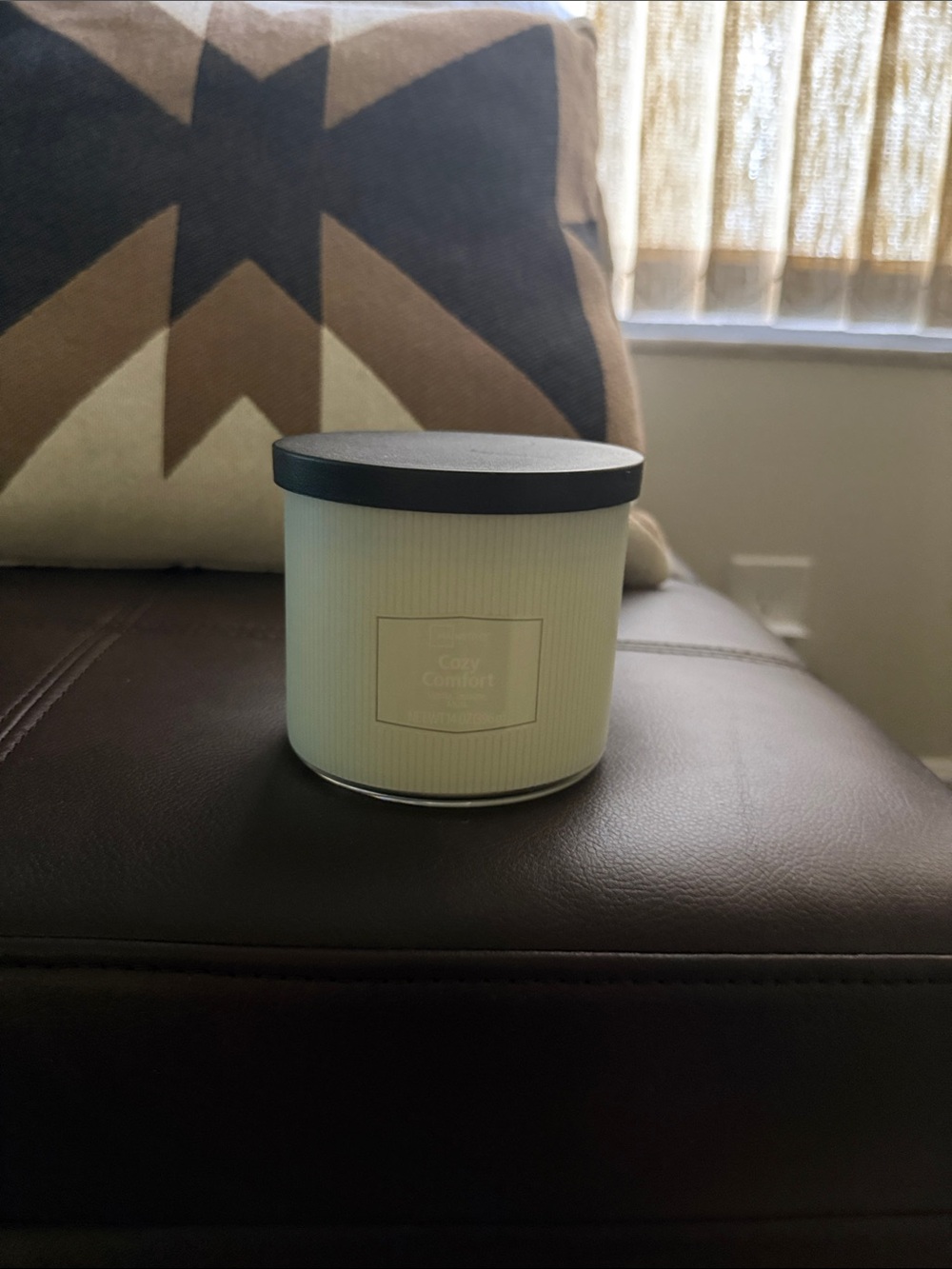 Mainstays Cream Jar Candle with Black Lid